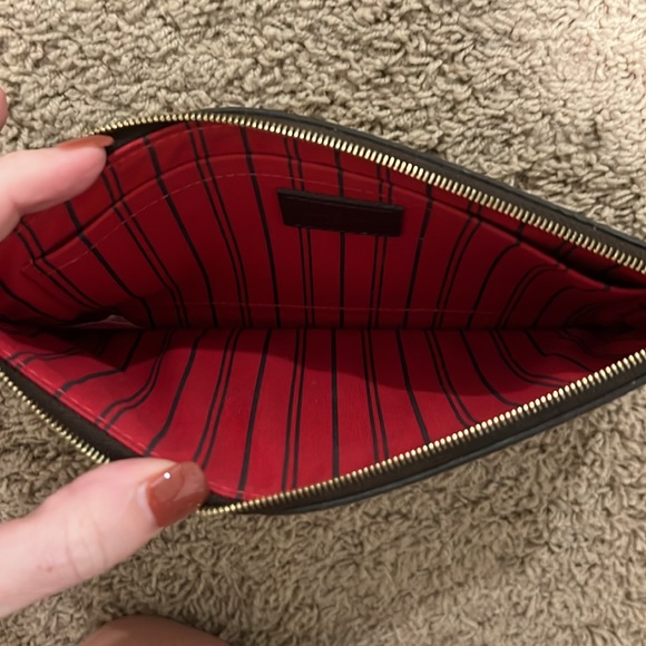 Louis Vuitton Ebene Neverfull Pouch - Picture 4 of 6